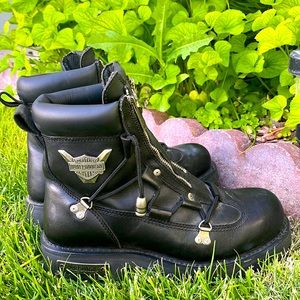 Men’s Harley Davidson Riding Boots. Like New. Size 10.